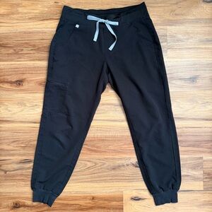 FIGS Women’s Black Petite Zamora Scrub Pants